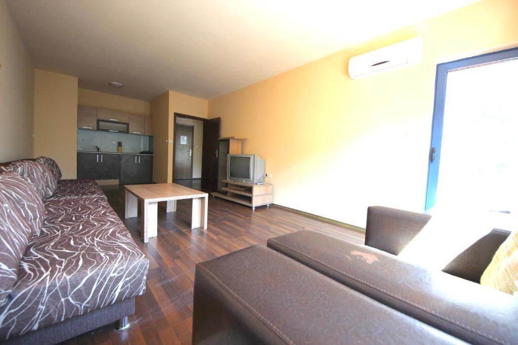 Menada Villa Bonita Apartments Sunny Beach Room photo